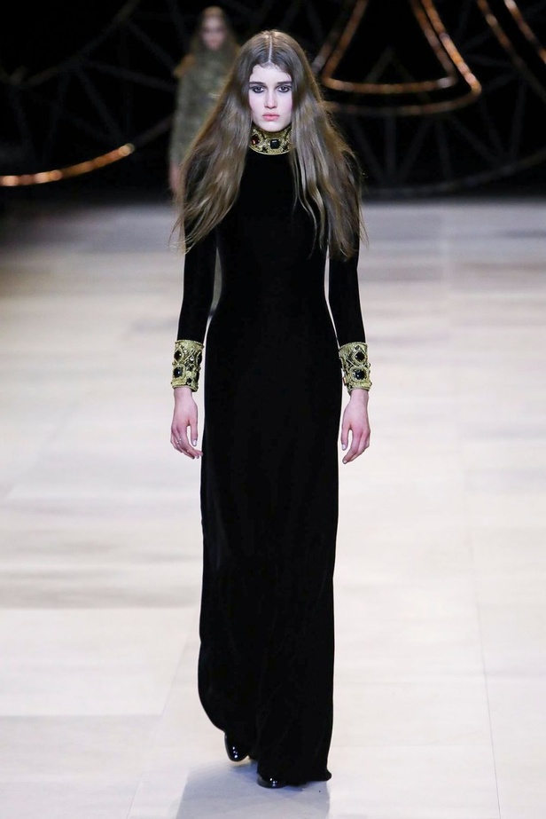 مجموعة الازياء الفاخرة من CELINE لخريف وشتاء 2020-2021