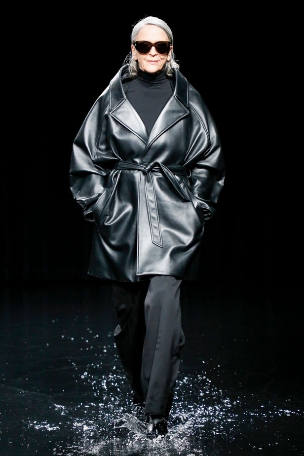 عرض ازياء Balenciaga لخريف وشتاء 2020-2021