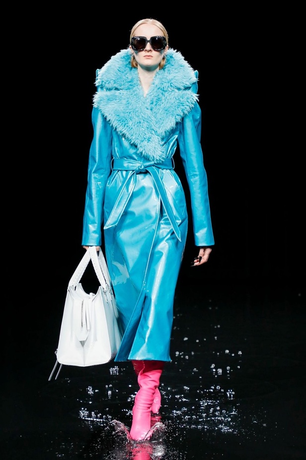 عرض ازياء Balenciaga لخريف وشتاء 2020-2021