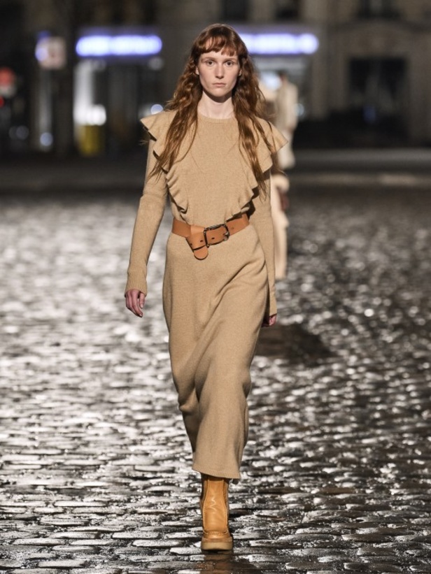 عرض أزياء Chloe  لخريف وشتاء 2021-2022 