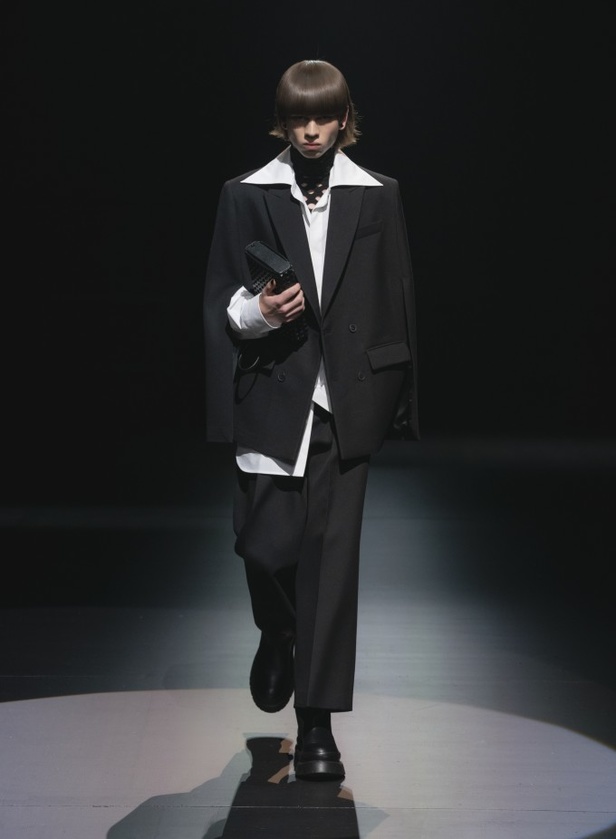 ماهي رسالة مجموعة آكت من VALENTINO لمدينة ميلانو؟