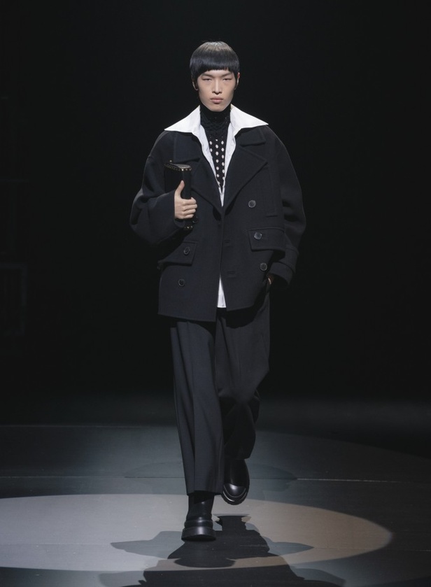 ماهي رسالة مجموعة آكت من VALENTINO لمدينة ميلانو؟