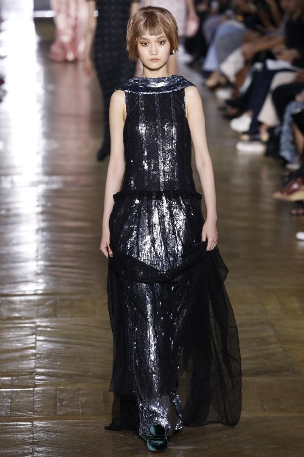 مجموعة "يوليانا سيرجينكو" للهوت كوتور لموسم خريف 2016