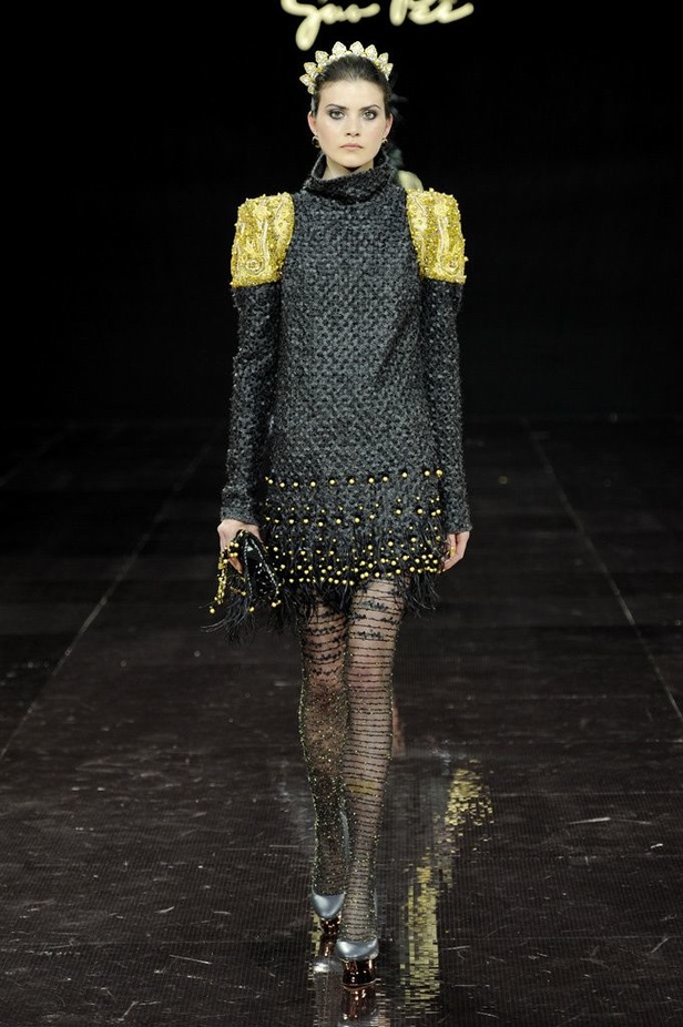 مجموعة Guo Pei للأزياء الفاخرة لخريف ٢٠١٦