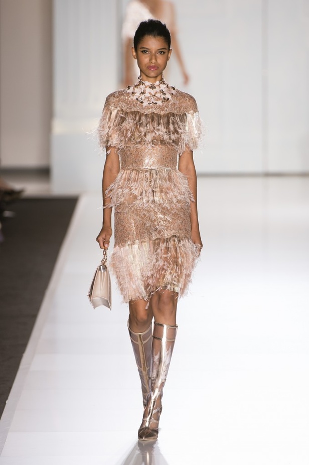 مجموعة Ralph & Russo من الألبسة الفاخرة لخريف وشتاء 2017