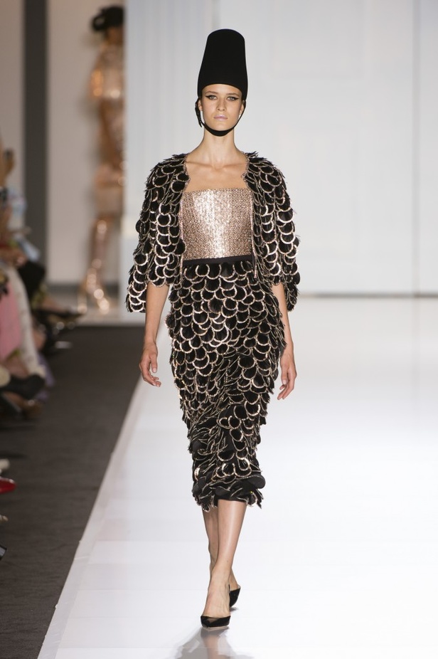 مجموعة Ralph & Russo من الألبسة الفاخرة لخريف وشتاء 2017