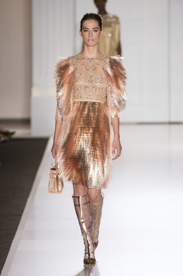 مجموعة Ralph & Russo من الألبسة الفاخرة لخريف وشتاء 2017