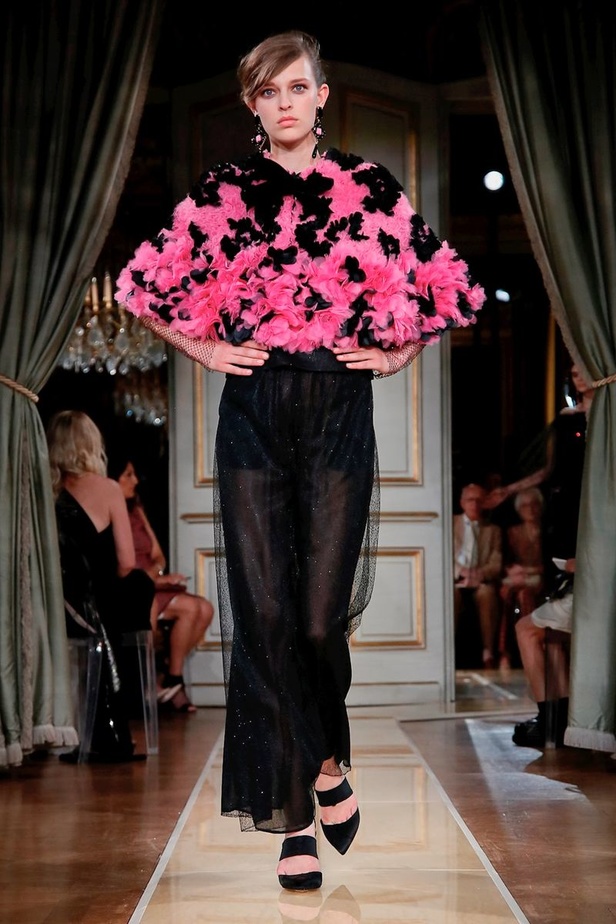 مجموعة Giorgio Armani Prive للأزياء الراقية لخريف 2018 