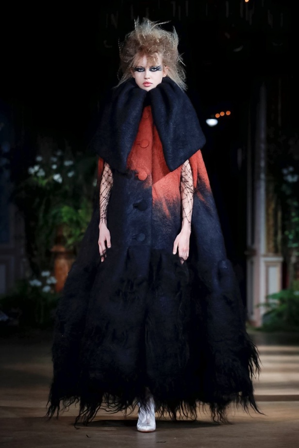 مجموعة فيكتور أند رولف للهوت كوتور لشتاء 2019