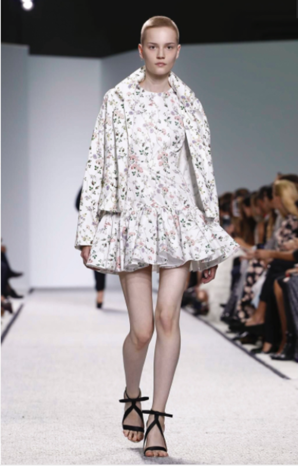 مجموعة Giambattista Valli لربيع وصيف ٢٠١٧ !