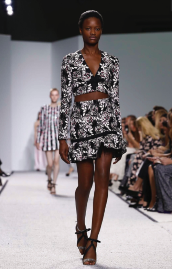 مجموعة Giambattista Valli لربيع وصيف ٢٠١٧ !