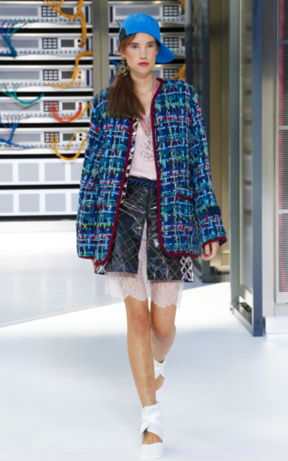 مجموعة "شانيل" لموسم ربيع وصيف 2017