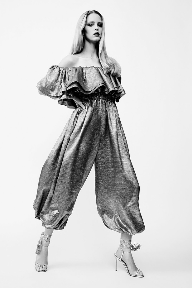 مجموعة Alexandre Vauthier لموسم ربيع وصيف 2021