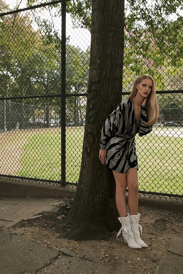 مجموعة Alexandre Vauthier لموسم ربيع وصيف 2021