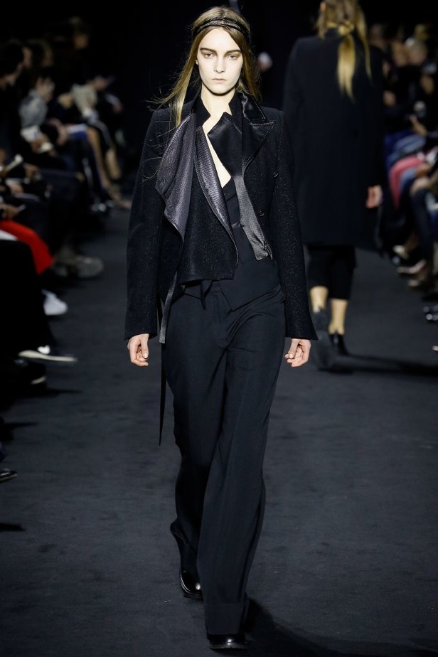 مجموعة Ann Demeulemeester لخريف وشتاء ١٧/١٦