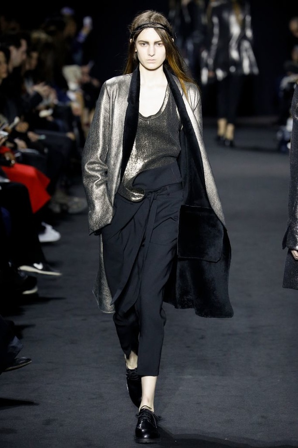 مجموعة Ann Demeulemeester لخريف وشتاء ١٧/١٦