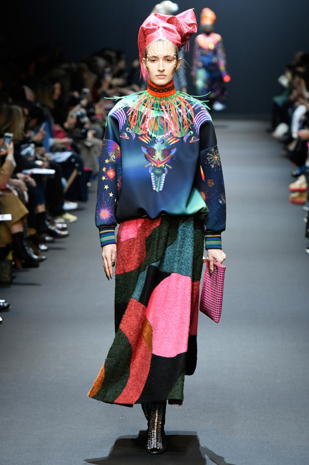 عرض أزياء Manish Arora لخريف وشتاء 2017