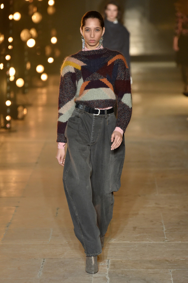 عرض أزياء إيزابيل ماران لخريف وشتاء 2017