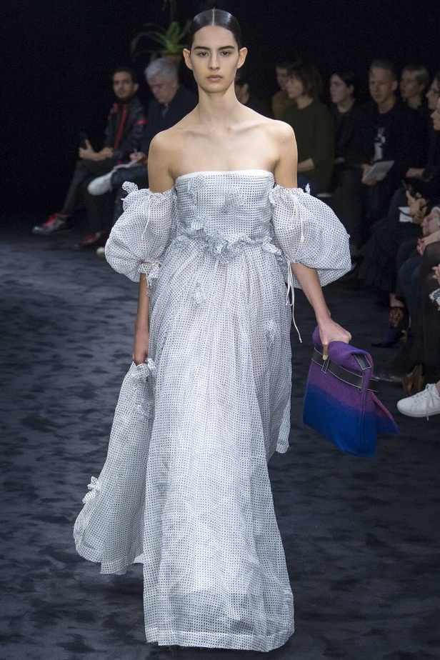 مجموعة لويفي Loewe لخريف وشتاء 2017