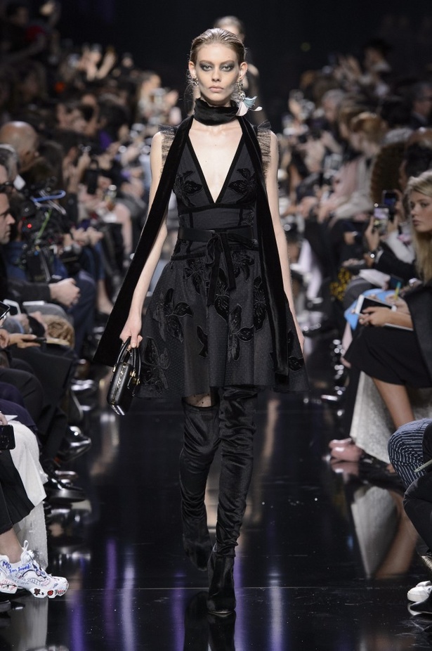 مجموعة إيلي صعب لخريف وشتاء 2017