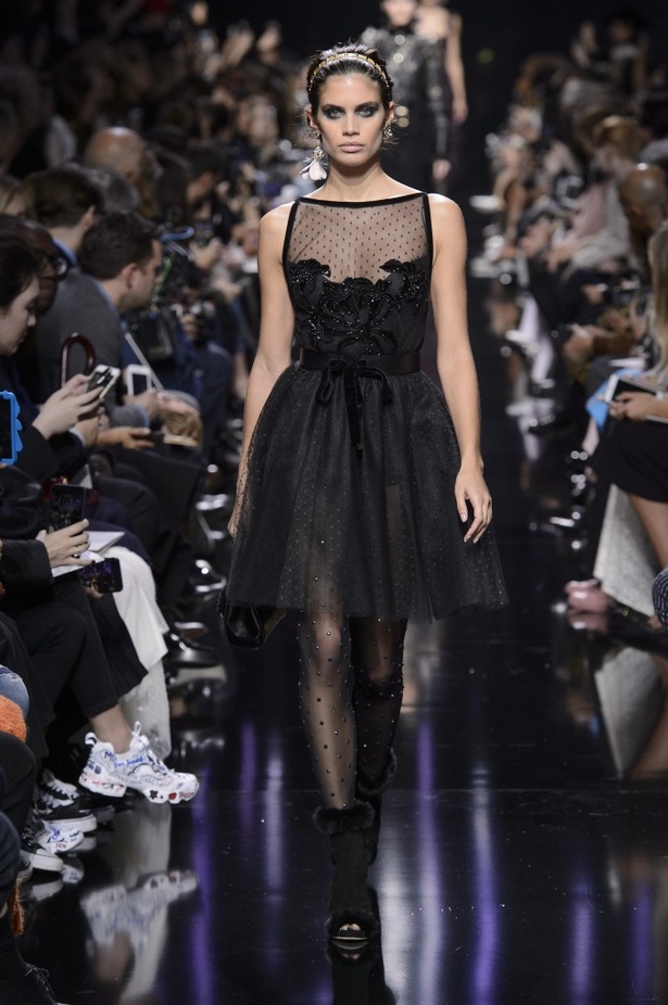 مجموعة إيلي صعب لخريف وشتاء 2017