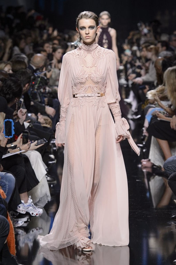 مجموعة إيلي صعب لخريف وشتاء 2017