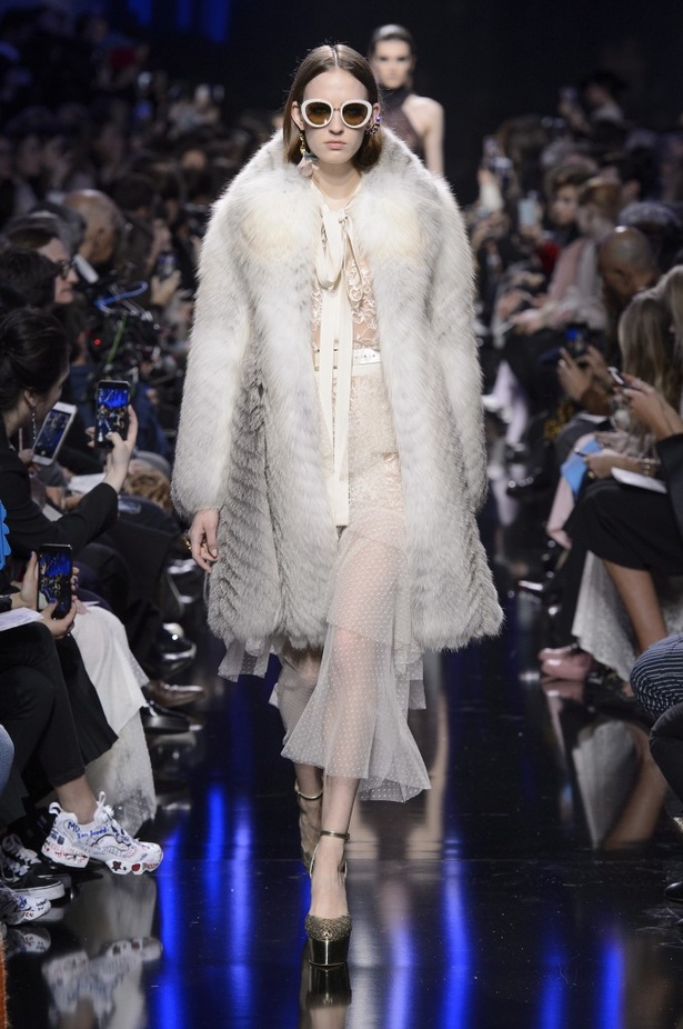 مجموعة إيلي صعب لخريف وشتاء 2017