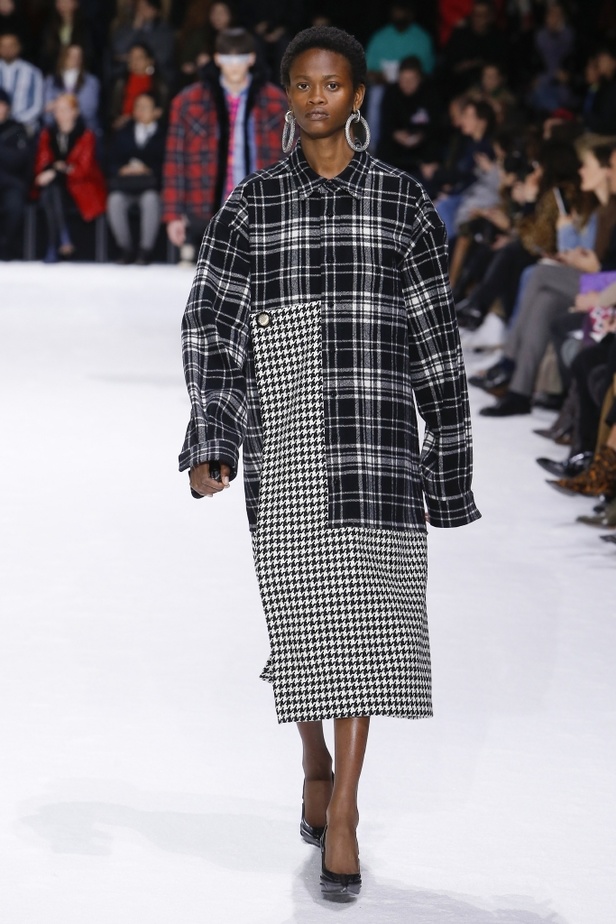 مجموعة Balenciaga لخريف 2018