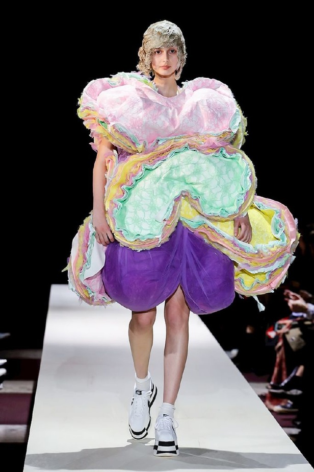 عرض ازياء كوم دي غارسون لخريف وشتاء 2018