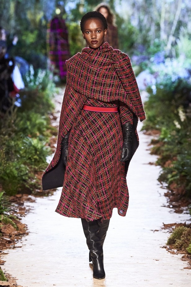 مجموعة "رالف أند روسو" Ralph & Russo لخريف وشتاء 2020 - 2021 