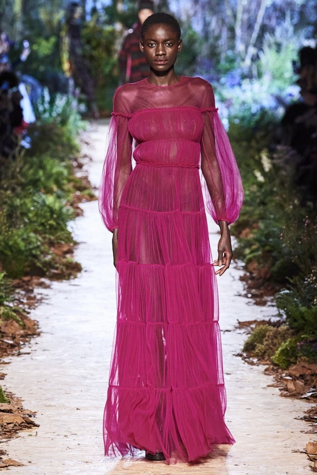 مجموعة "رالف أند روسو" Ralph & Russo لخريف وشتاء 2020 - 2021 