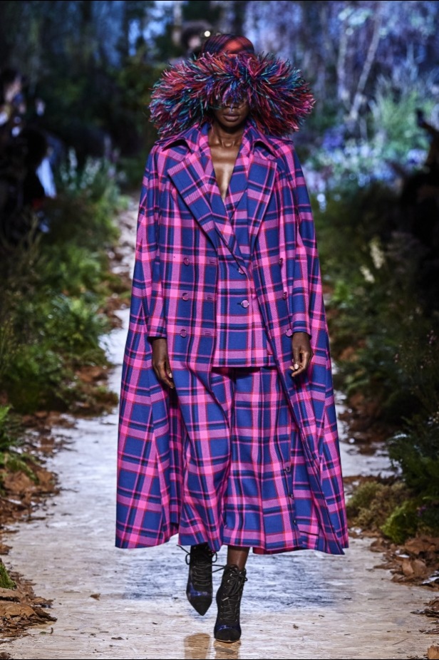 مجموعة "رالف أند روسو" Ralph & Russo لخريف وشتاء 2020 - 2021 