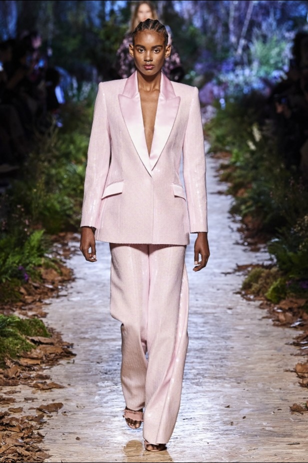 مجموعة "رالف أند روسو" Ralph & Russo لخريف وشتاء 2020 - 2021 