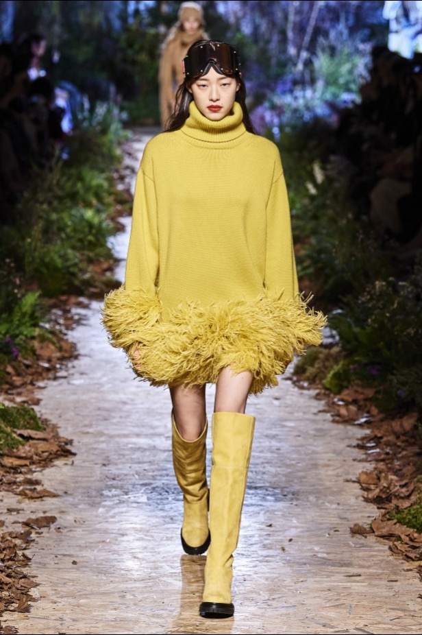 مجموعة "رالف أند روسو" Ralph & Russo لخريف وشتاء 2020 - 2021 