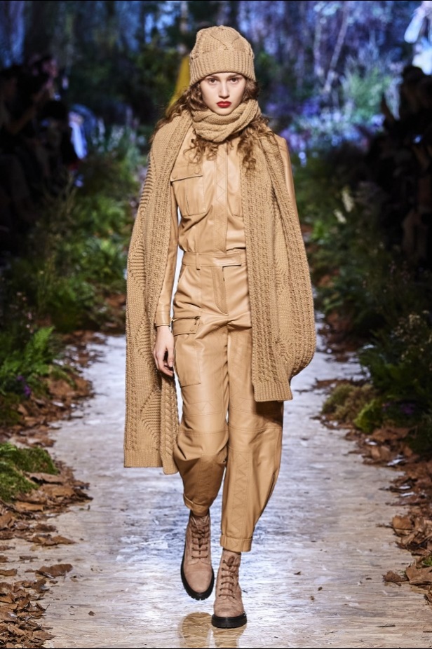 مجموعة "رالف أند روسو" Ralph & Russo لخريف وشتاء 2020 - 2021 