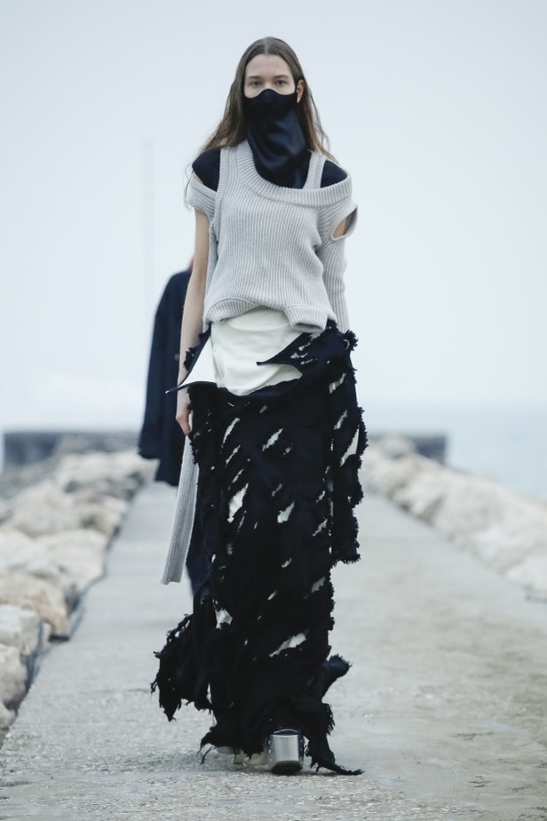 عرض ازياء مجموعة Rick Owens لخريف وشتاء 2021-2022