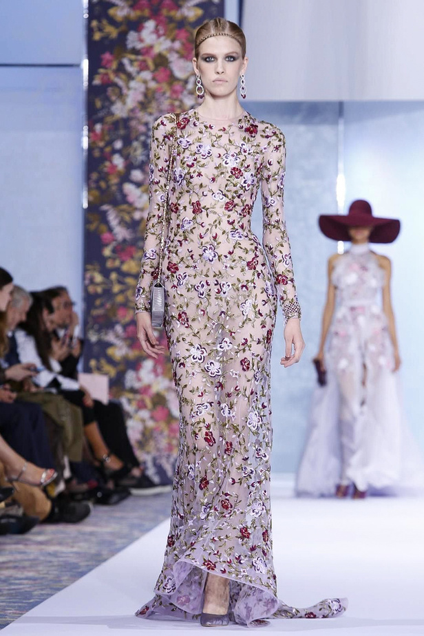 مجموعة Ralph & Russo للأزياء الراقية لخريف 2016