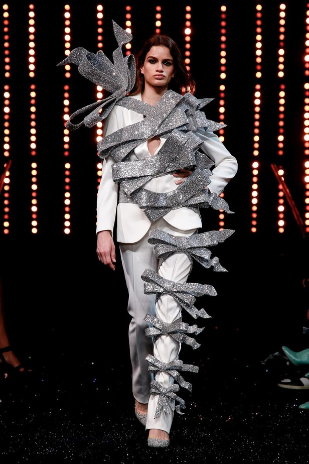 مجموعة فيكتور أند رولف لخريف وشتاء 2018-2019 