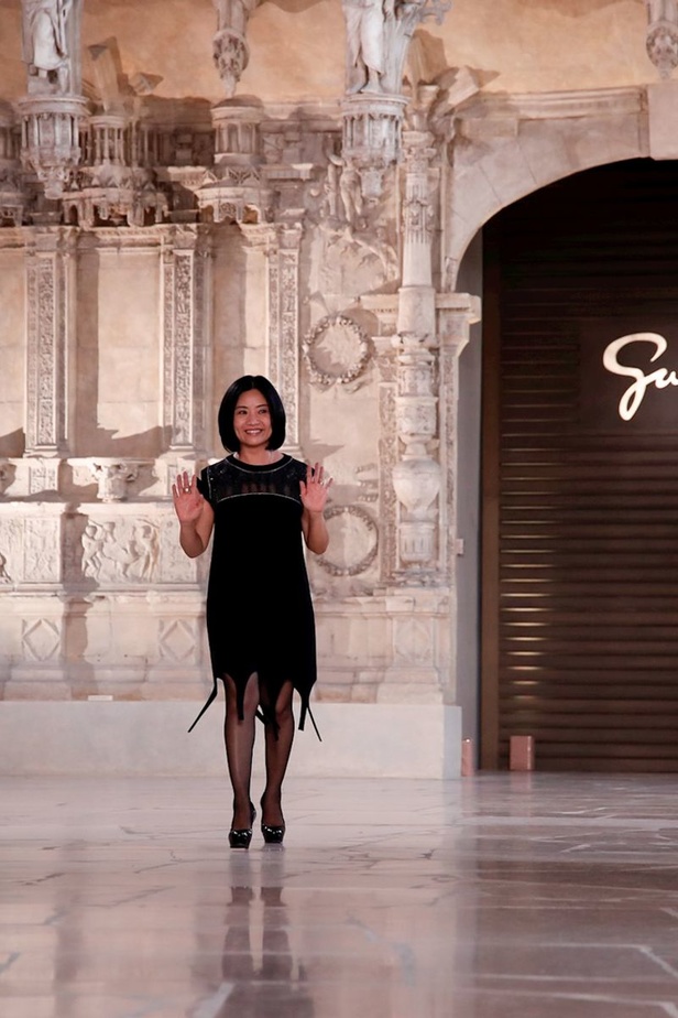 مجموعة Guo Pei للأزياء الفاخرة لخريف ٢٠١٨ !