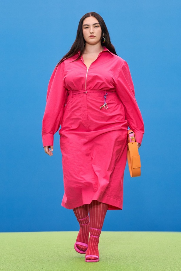 Jacquemus يعود إلى عروض الأزياء مع مجموعة لخريف 2021 