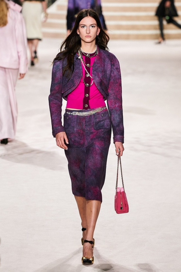 مجموعة شانيل Métiers d’Art 2020... تصاميم خالدة بلمسة عصريّة