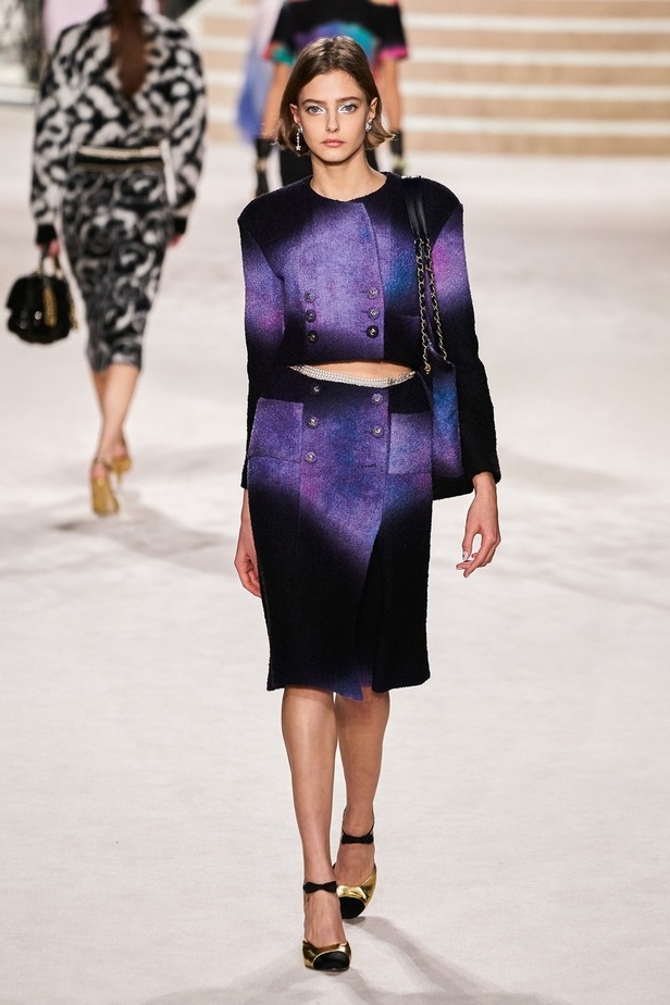 مجموعة شانيل Métiers d’Art 2020... تصاميم خالدة بلمسة عصريّة