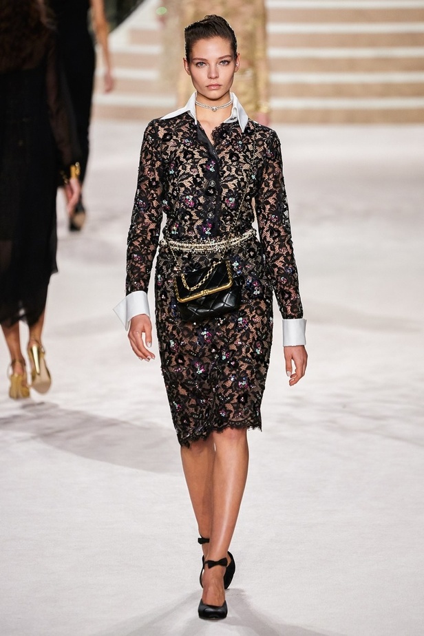 مجموعة شانيل Métiers d’Art 2020... تصاميم خالدة بلمسة عصريّة