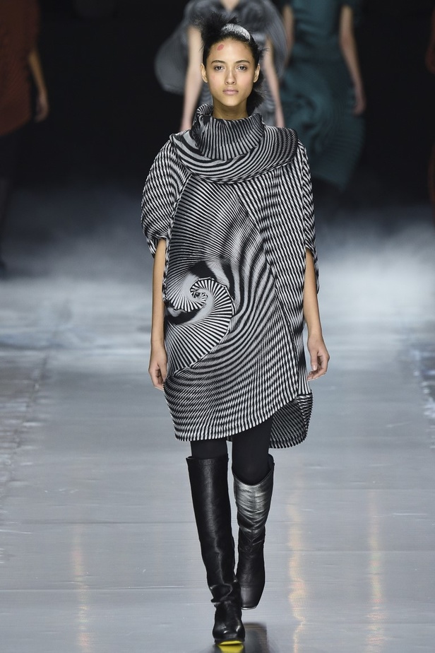 مجموعة ايسي مياكي لخريف وشتاء 2016