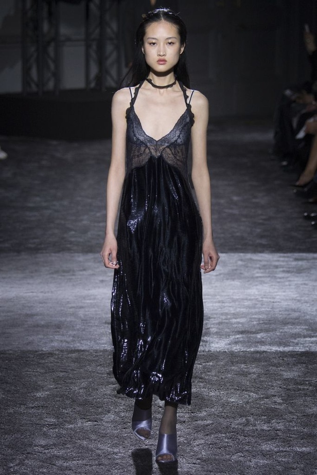 عرض نينا ريتشي لخريف وشتاء 2016-2017