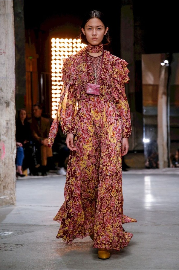 عرض ازياء جيامباتيستا فالي لموسم خريف وشتاء 2018