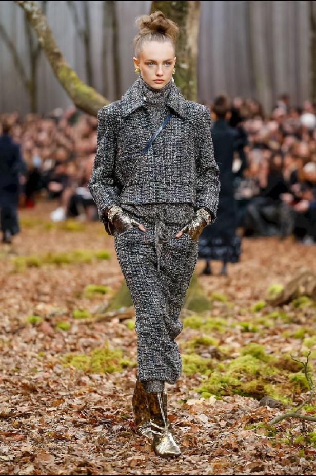 مجموعة شانيل لخريف 2018 تنقلنا الى أحضان الطبيعة الخلابة