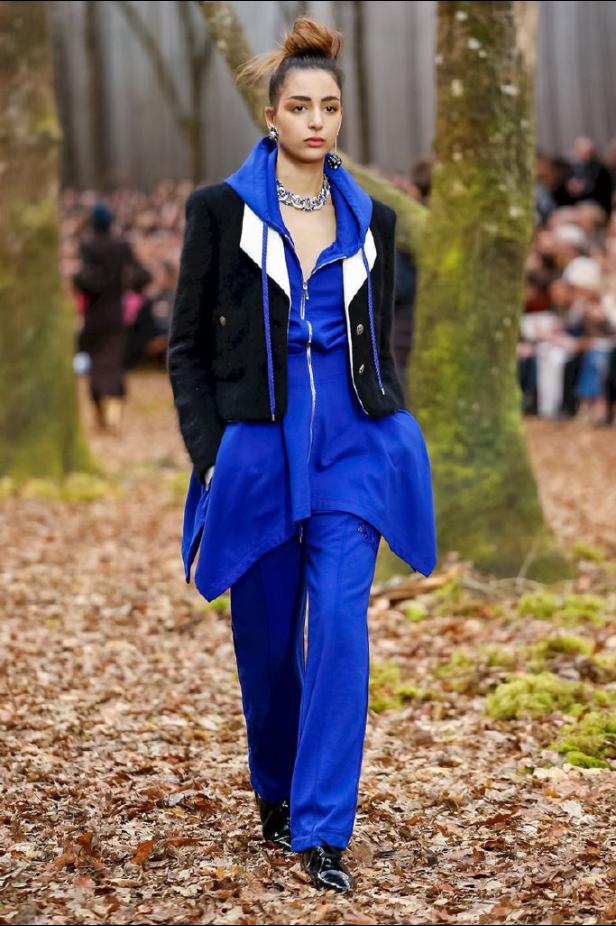 مجموعة شانيل لخريف 2018 تنقلنا الى أحضان الطبيعة الخلابة