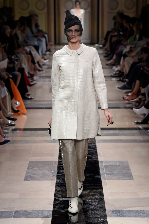 مجموعة Giorgio Armani Prive للأزياء الراقية لشتاء 2018 !