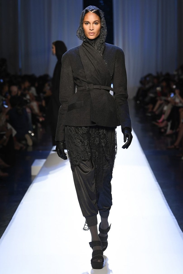 مجموعة "جان بول غوتييه" للهوت كوتور لخريف 2017